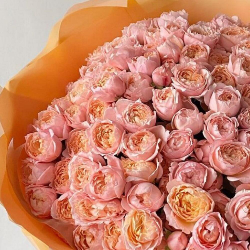 49 кустовых пионовидных роз Джульетта
