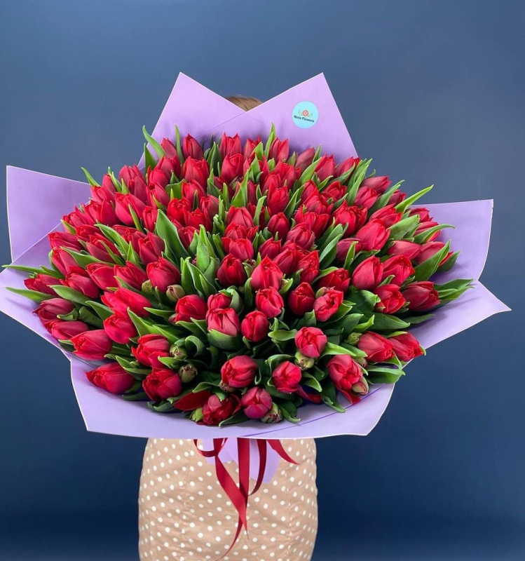 101 пионовидный красный тюльпан