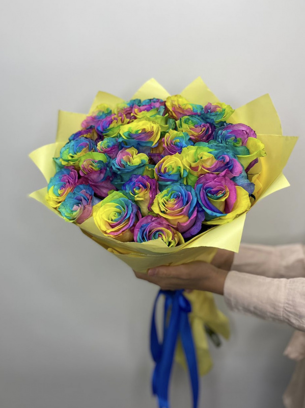 25 радужных роз (Эквадор)