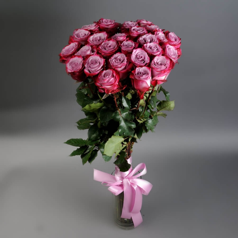 25 фиолетовых роз (Эквадор)