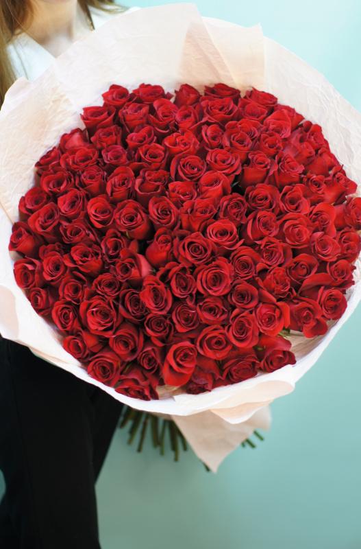 101 красная роза (Эквадор)