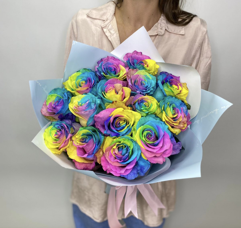 15 радужных роз (Эквадор)