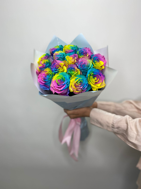 15 радужных роз (Эквадор)