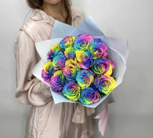 15 радужных роз (Эквадор)