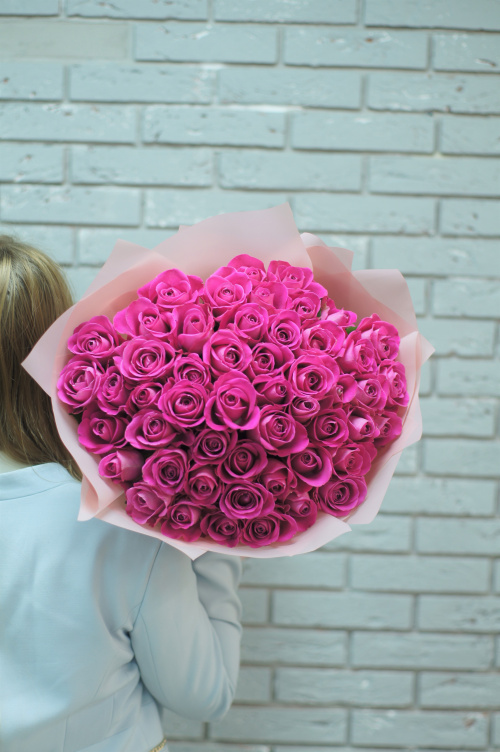 51 розовая роза (Кения)