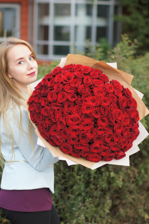 101 красная роза