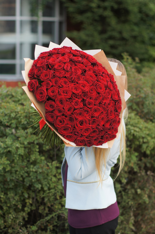 101 красная роза