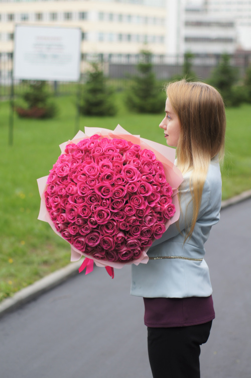 101 розовая роза (Кения)