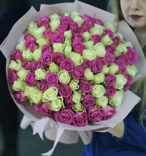 101 белая и розовая роза (Кения)