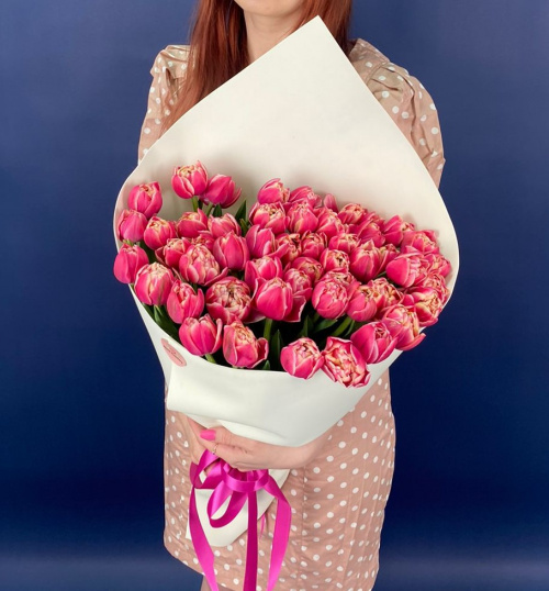 51 пионовидный розовый тюльпан