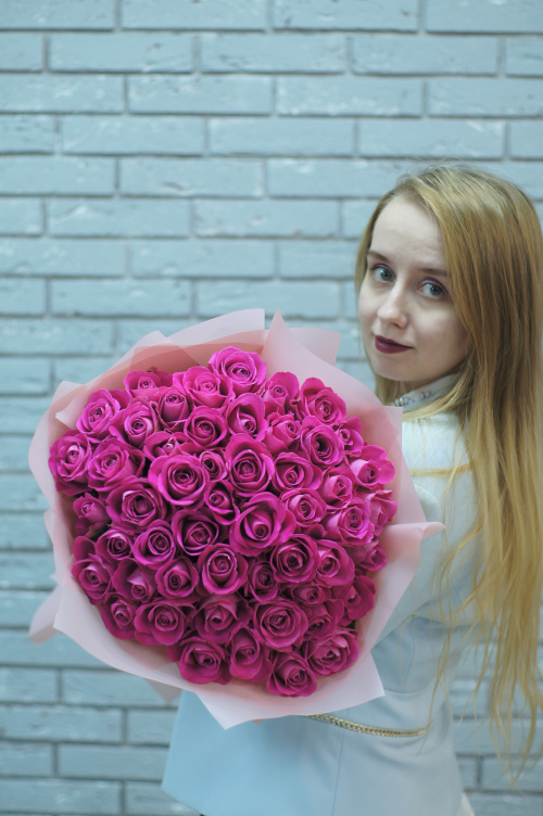 51 розовая роза (Кения)