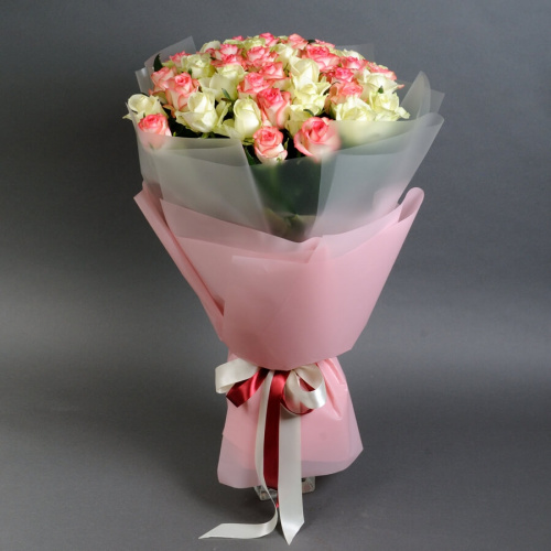 51 белая и розовая роза