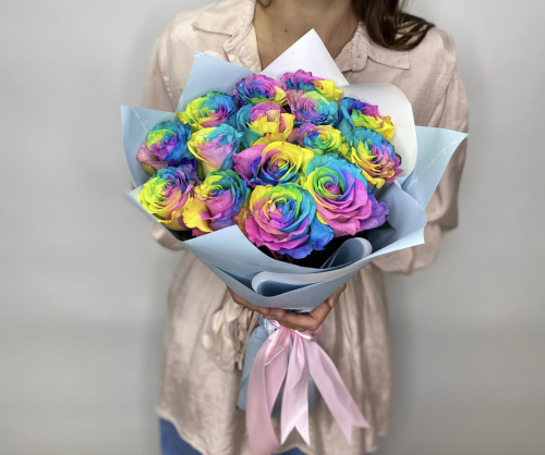 15 радужных роз (Эквадор)