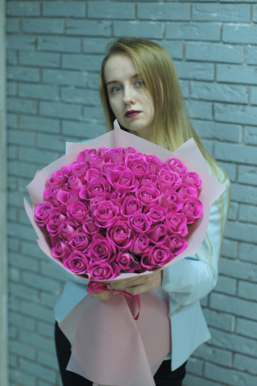 51 розовая роза (Кения)