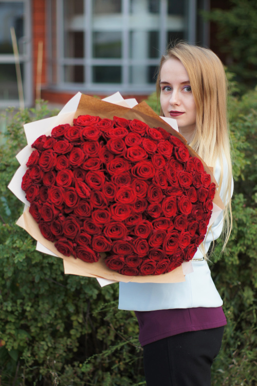 101 красная роза