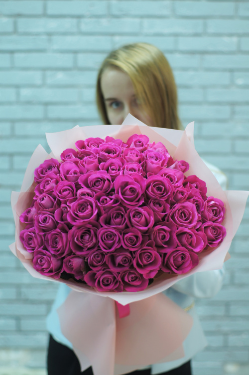 51 розовая роза (Кения)