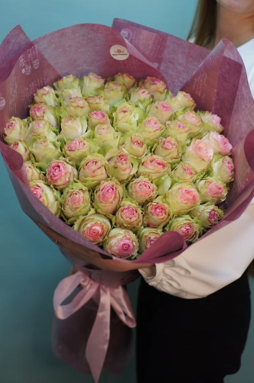 51 розово-белых роз (Эквадор)
