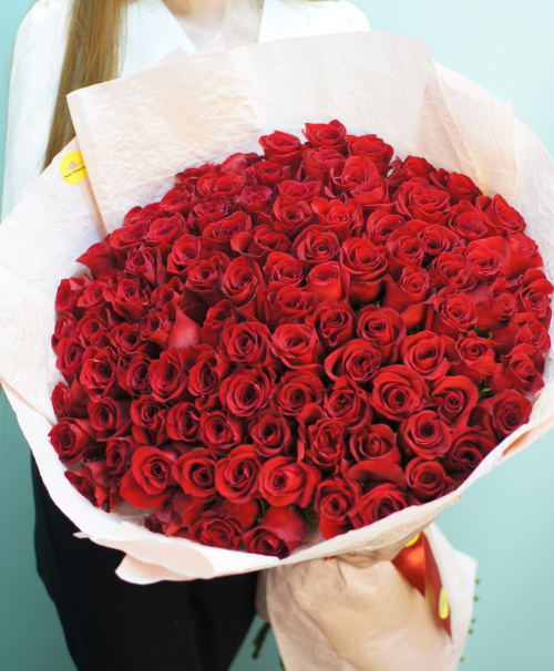 101 красная роза (Эквадор)