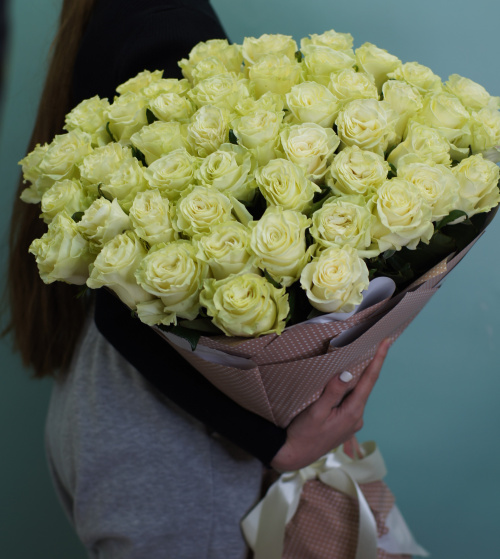 51 белая роза (Эквадор)