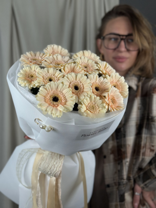 Монобукет № 525