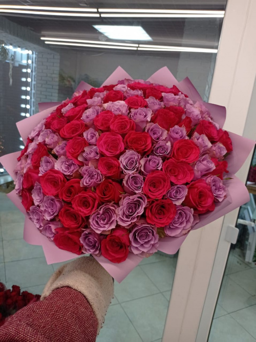 101 малиновая и лиловая роза (Кения)