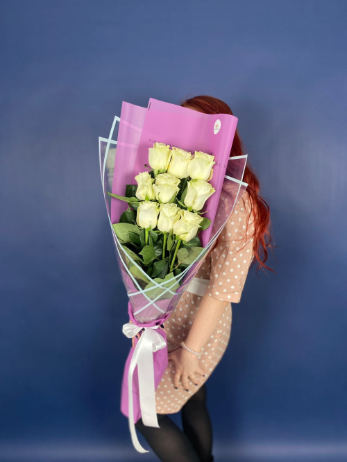 9 белых роз (Эквадор)