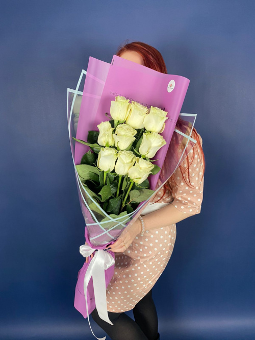 9 белых роз (Эквадор)