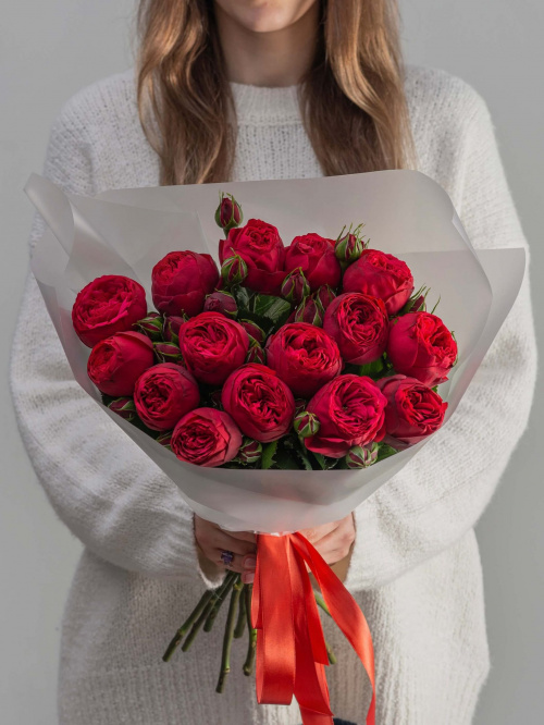 Букет из 11 пионовидныз роз Рэд Пиано