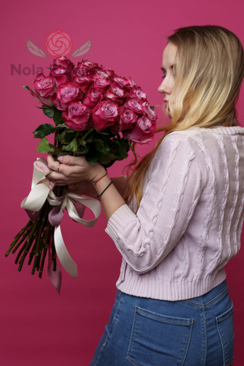 31 фиолетовая роза (Эквадор)