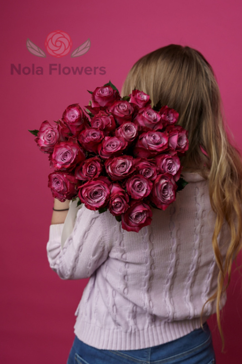 31 фиолетовая роза (Эквадор)