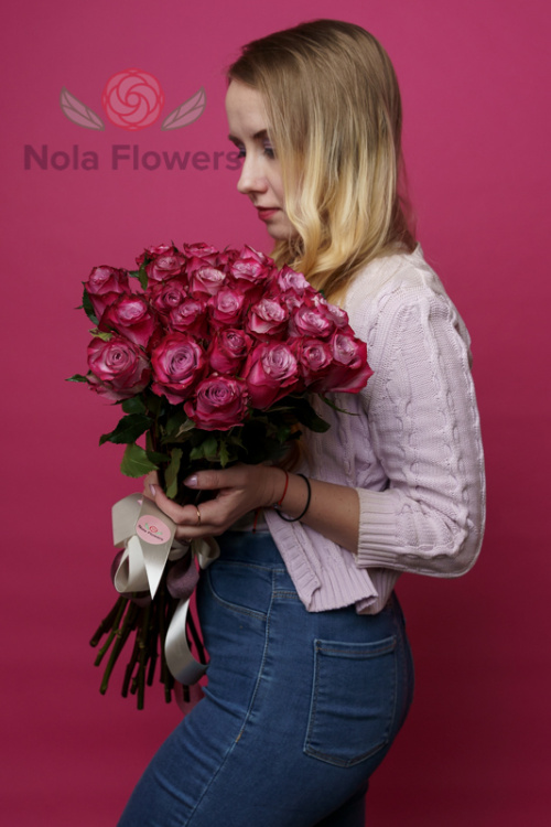 31 фиолетовая роза (Эквадор)