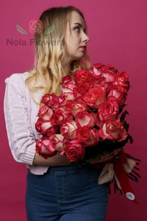 31 роза Игуана (Эквадор)