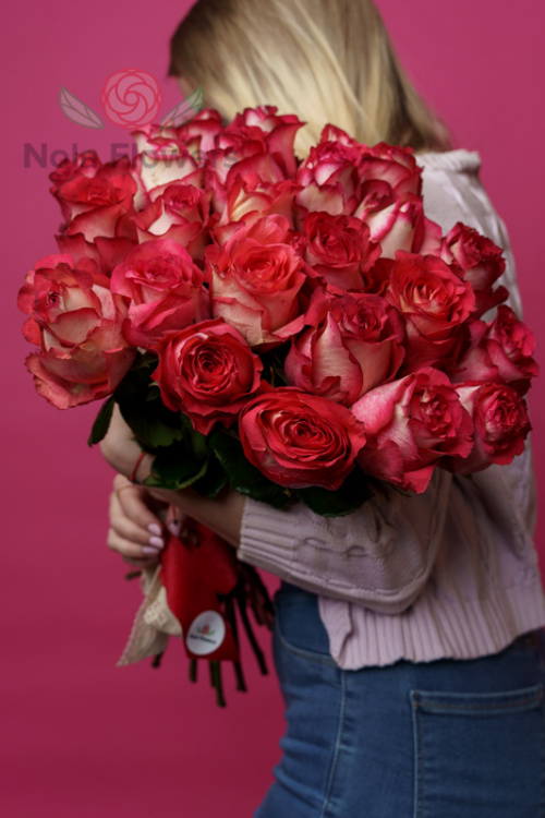 31 роза Игуана (Эквадор)