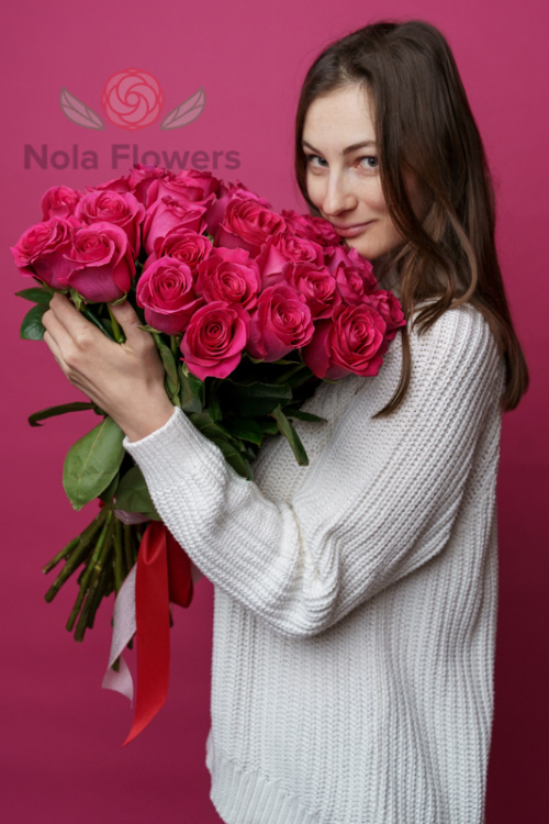 25 малиновых роз (Эквадор)