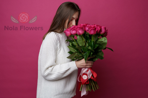 25 малиновых роз (Эквадор)