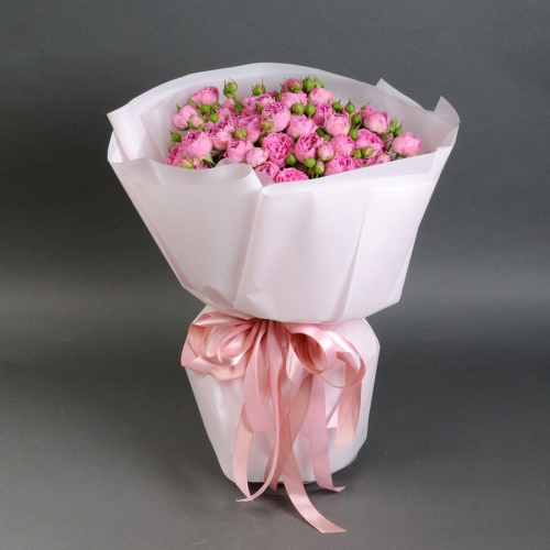 Букет из 15 кустовых роз Мисти Баблс